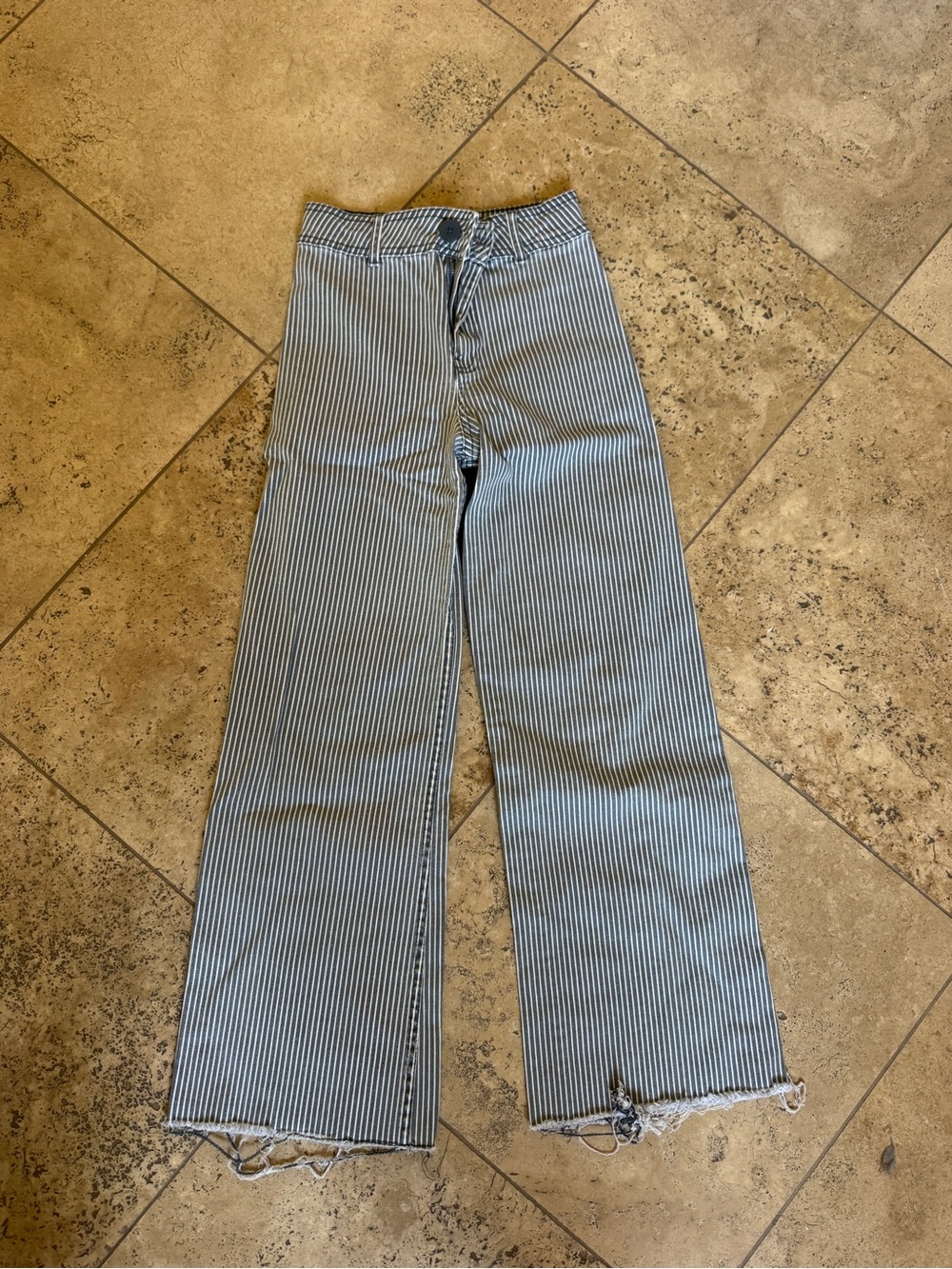 Striped Wide-Leg High-Rise ZARA Jeans in Blue and White